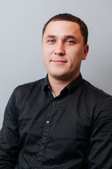 Золотарев Олег Григорьевич, Менеджер по продажам